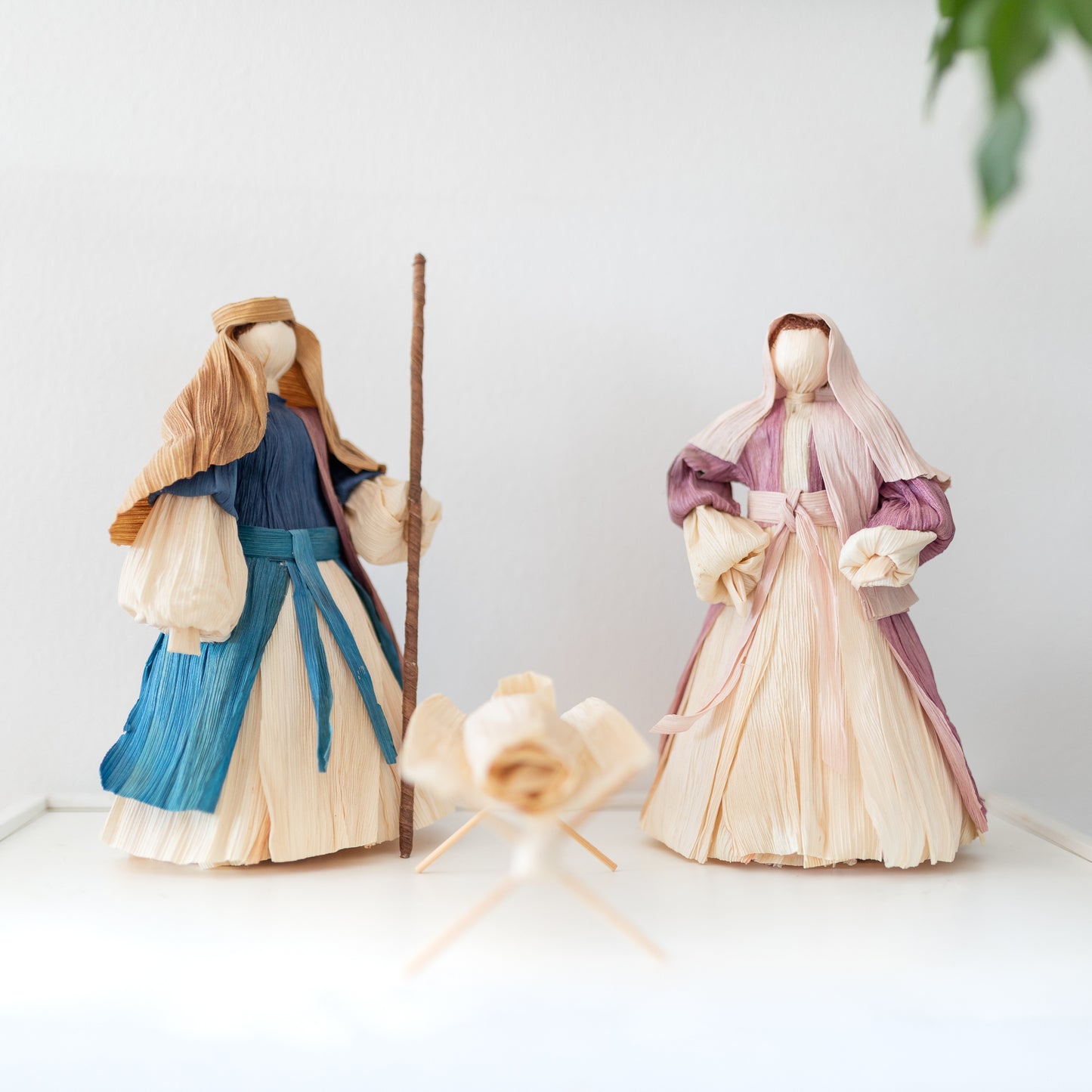 Mahís Nativity Scene