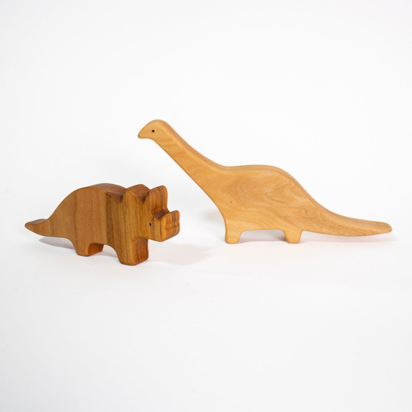 Dinosaurios de madera