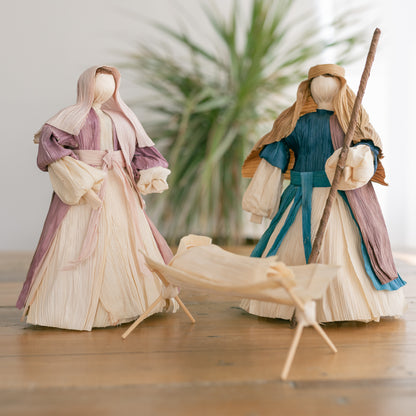 Mahís Nativity Scene