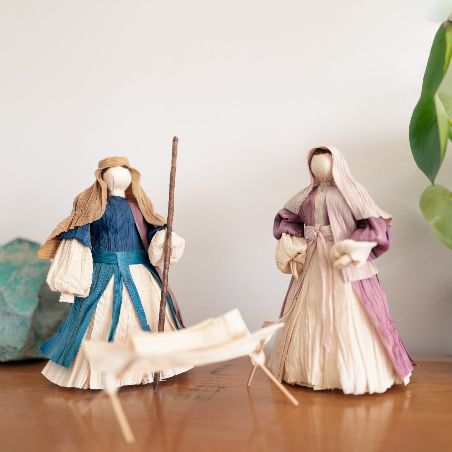 Mahís Nativity Scene